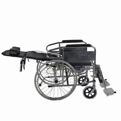 高齢者用腕前手動車椅子 24 インチタイヤサイズと調節可能な足元